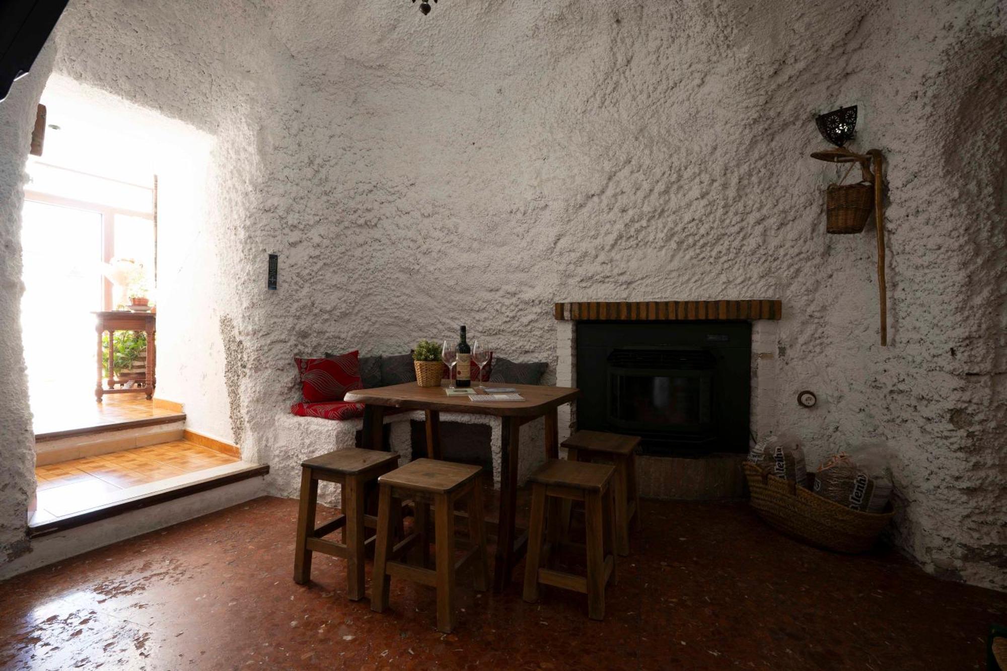 La Cueva De La Abuela Hébergement de vacances *